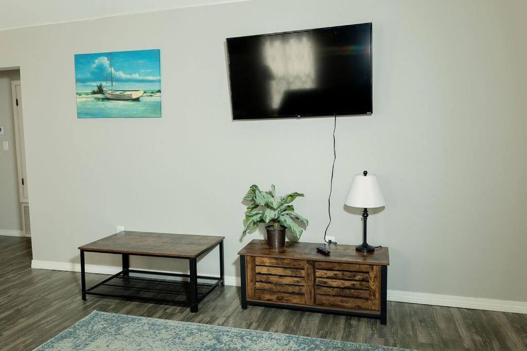 Happy Beach House In Biloxi Extérieur photo